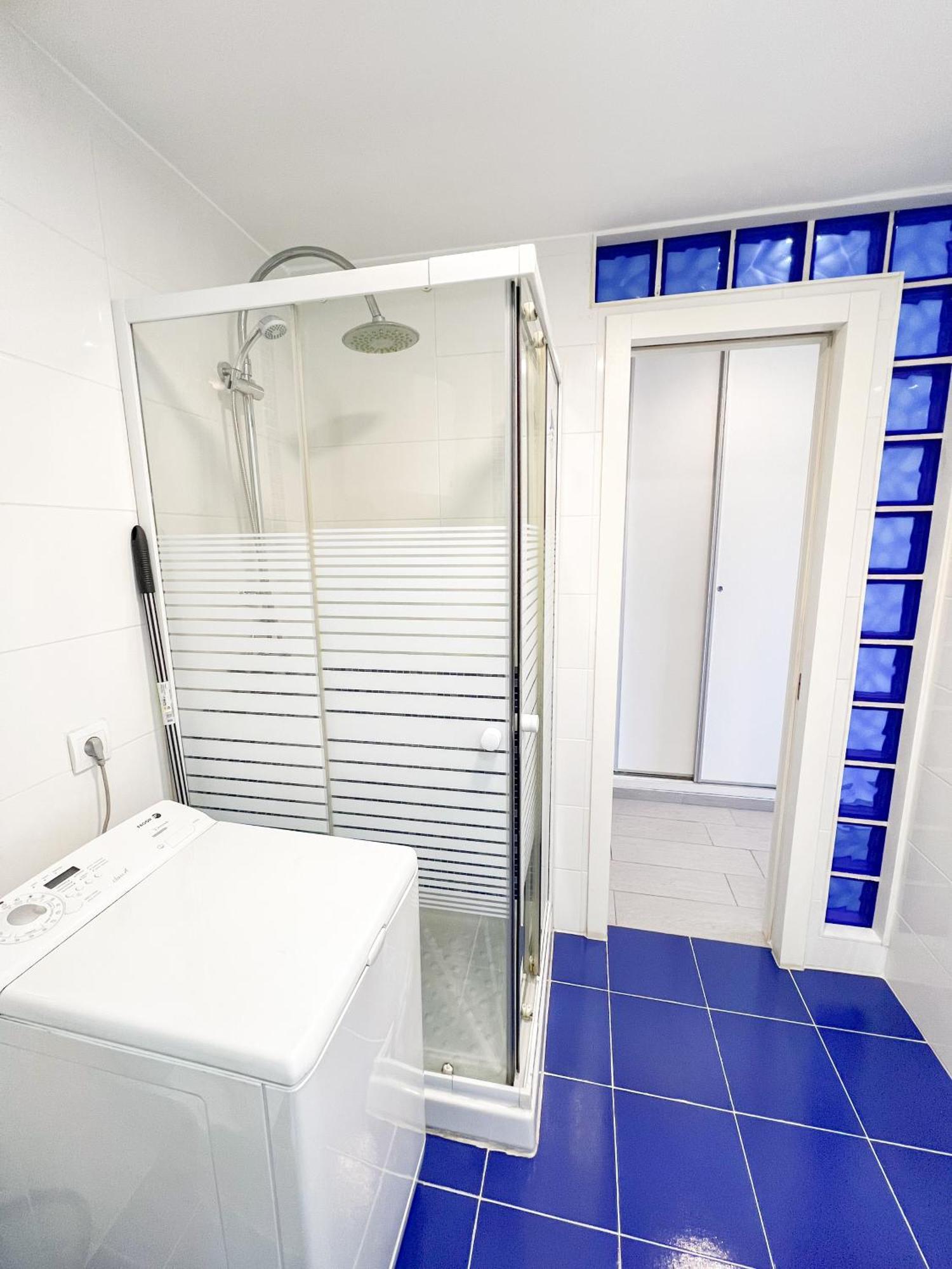 Appartement Elegant 1bdr Bright Flat With Pool *