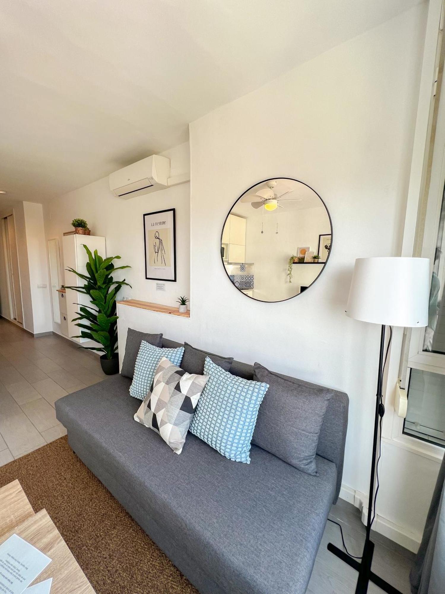 Appartement Elegant 1bdr Bright Flat With Pool